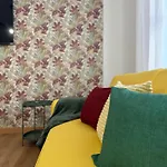 شقة Relax River لاديسْبولِ